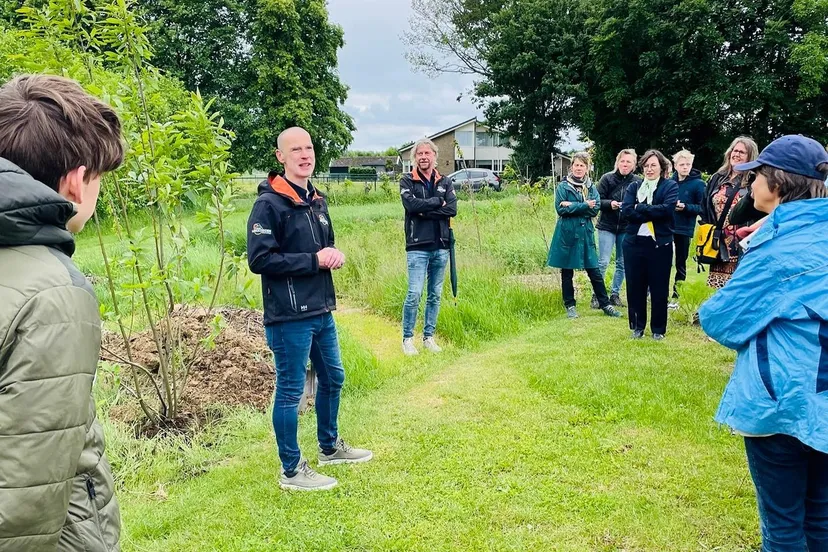 284995960 5122686357766887 63556667262705172061