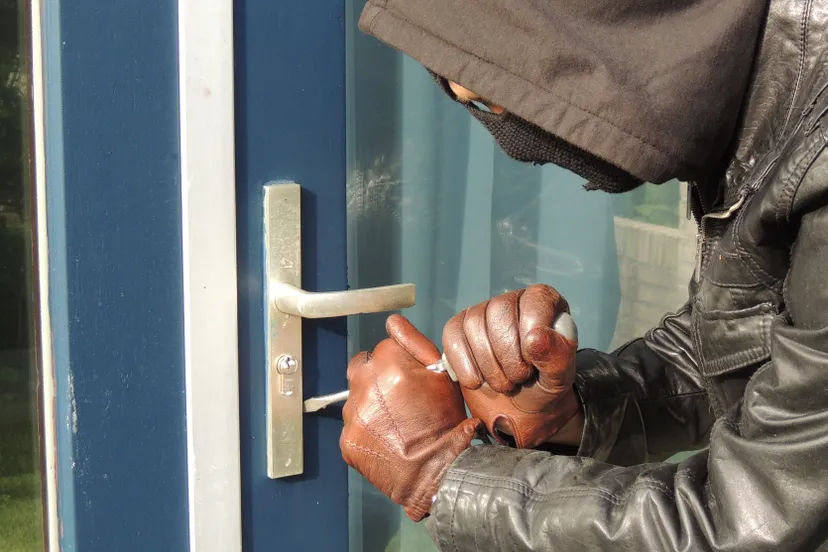 8 92780b053854b9c1bcf761eb28fb724b1