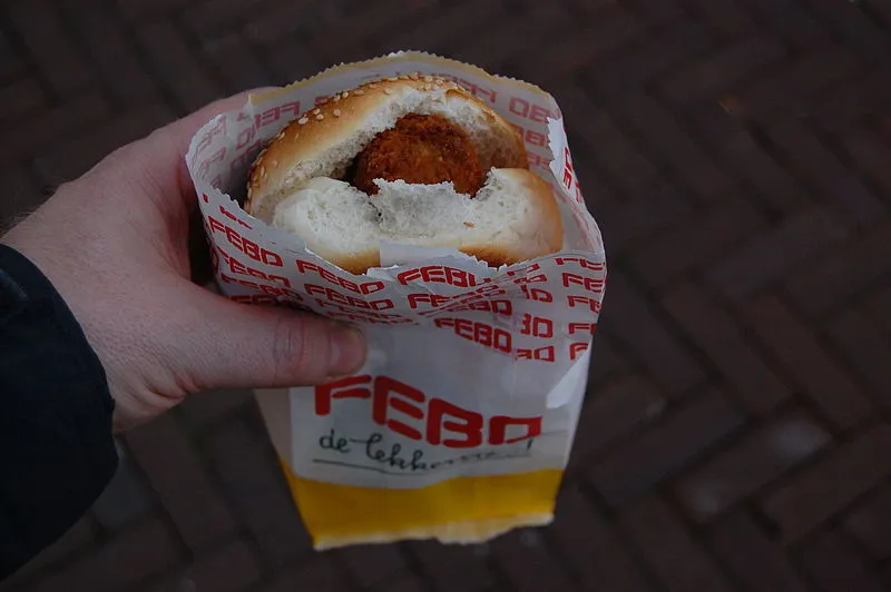 800px broodje kroket febo 02