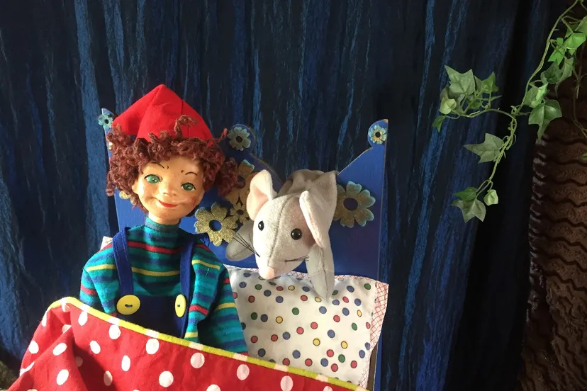 img tingeling in bed