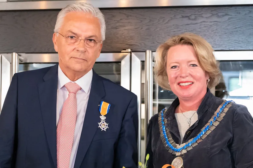 koninklijke onderscheiding leonard kampschoer 0706221