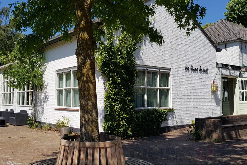 oude school hemmen