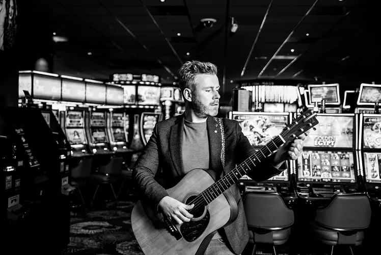 promobeeld ed struijlaart liggend fotografie vanessa hofstra fotografie