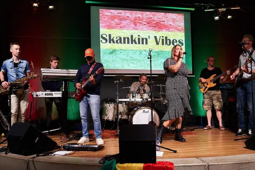 reggaeband skankin vibes