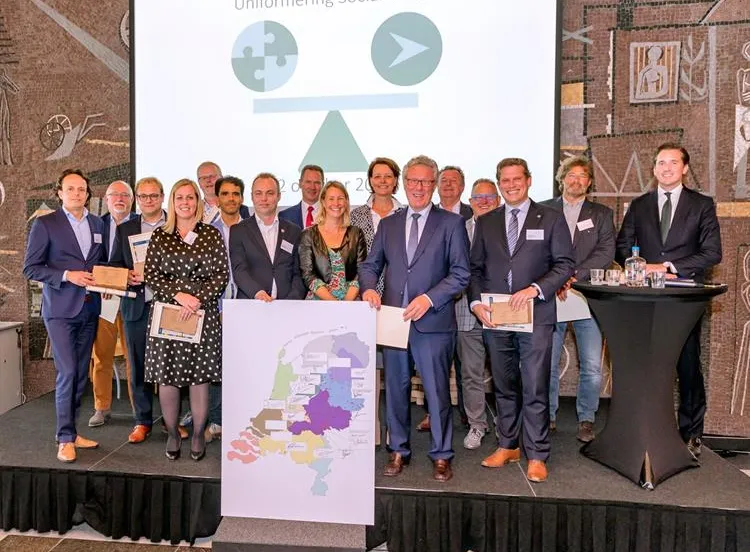 samen maken we social return eenvoudiger groepsfoto 6a2769 1600px