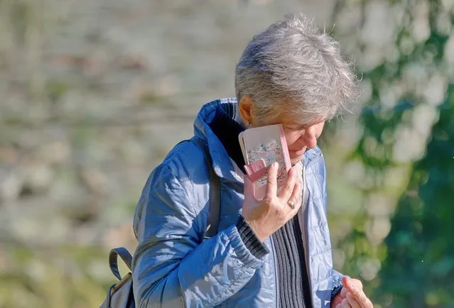 silviu on the street via pixabaykl