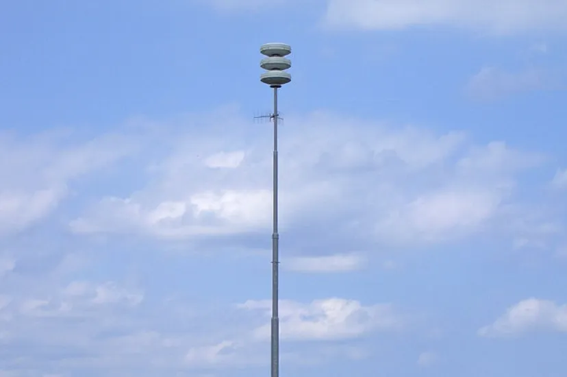 sirene t houdijk wikimedia