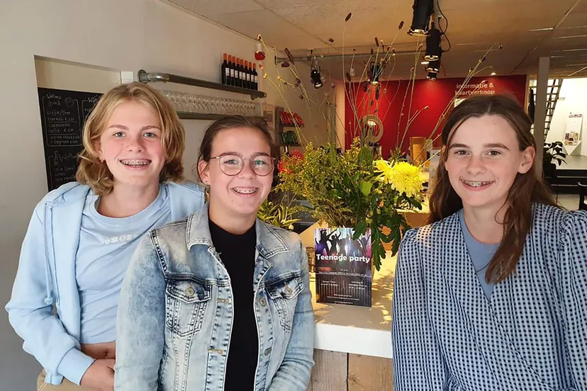 teenage party elst vlnr maud ilse vera