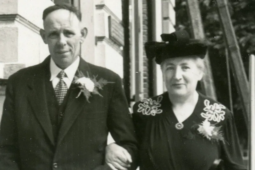 echtpaar van binsbergen van de craats liggend