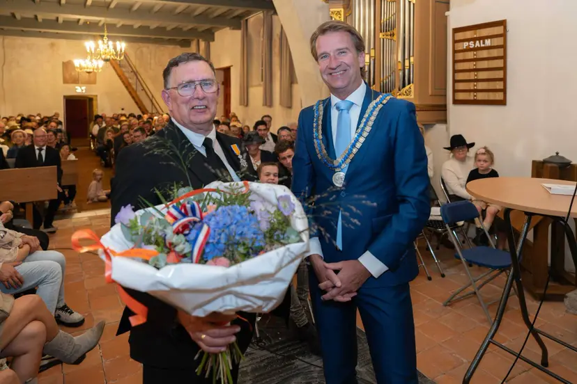 Dominee Arie Simons uit Valburg