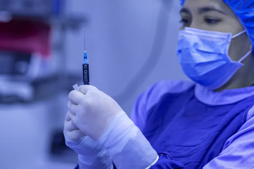 injection 5722329 1920