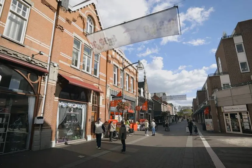 1048 screenshot 06 tegelen