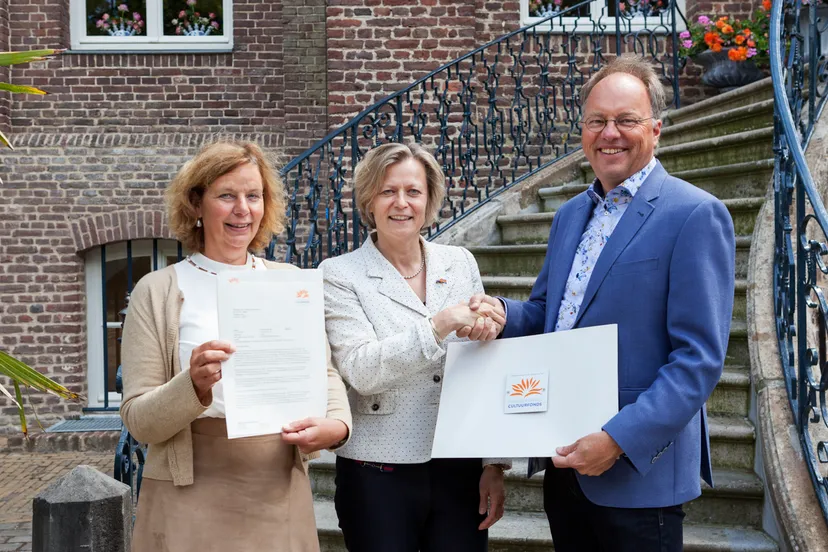 low res skbl kasteel arcen persbericht mg 1584