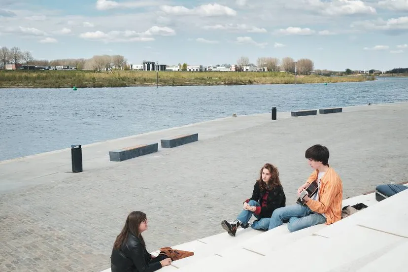 1244 jeugd lage loswal 1