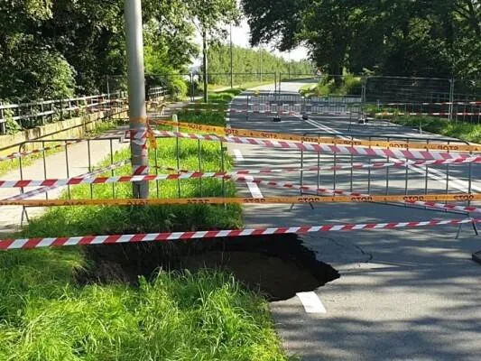 1353 sink hole rijksweg belfeld reuver