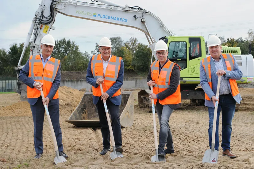 1442 venlo uitbreiding truckparking 2