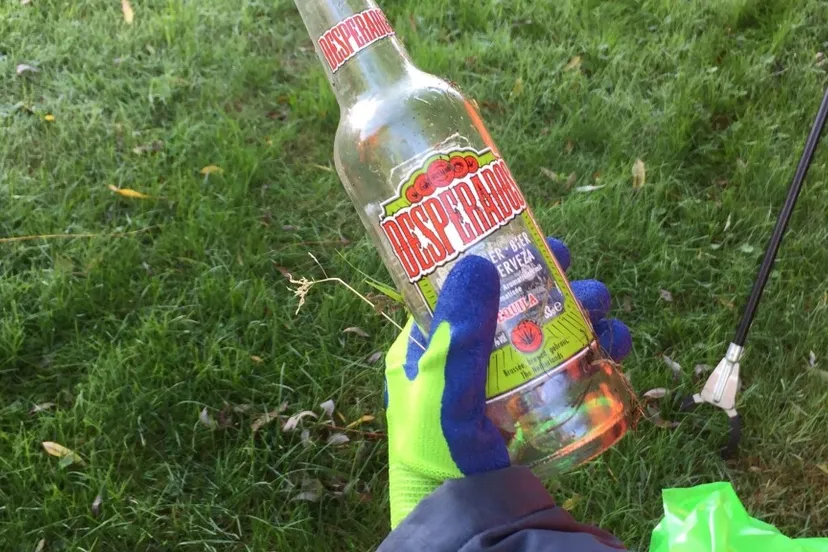 1469 opruimactie scholen