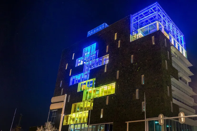 1555 verlicht stadskantoor