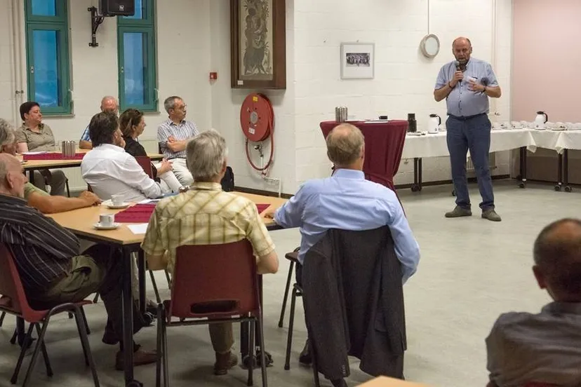 210 venloonline college in wijk