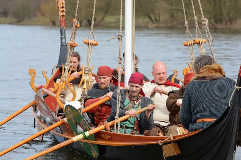 283ba4e2 1a28 4c96 ae94 c9684514f0e1