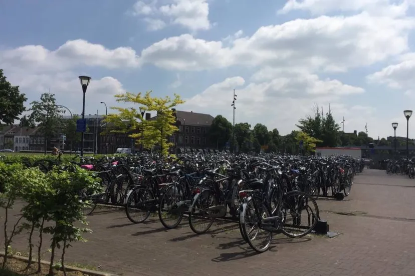 569 fietsenstalling station1