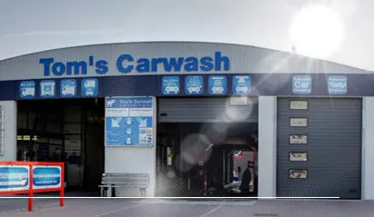 banner tom e1493640629453