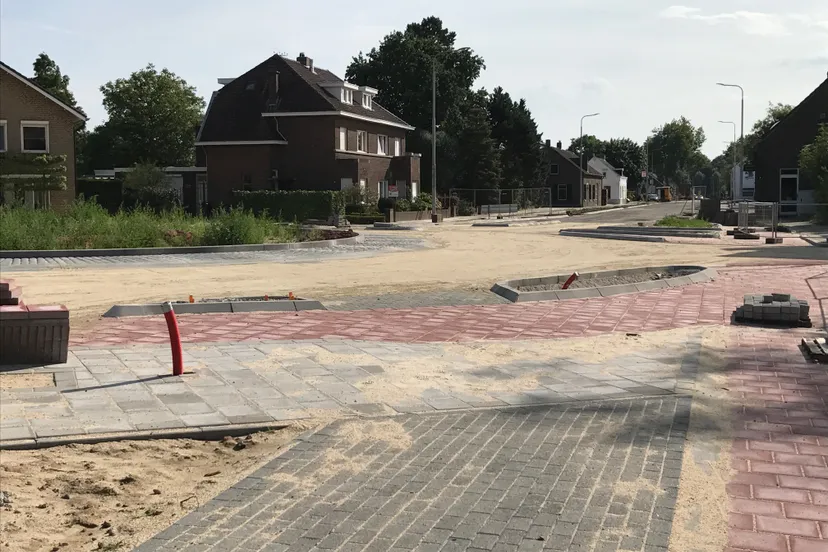 de rotonde van morgen in steyl in aanbouw