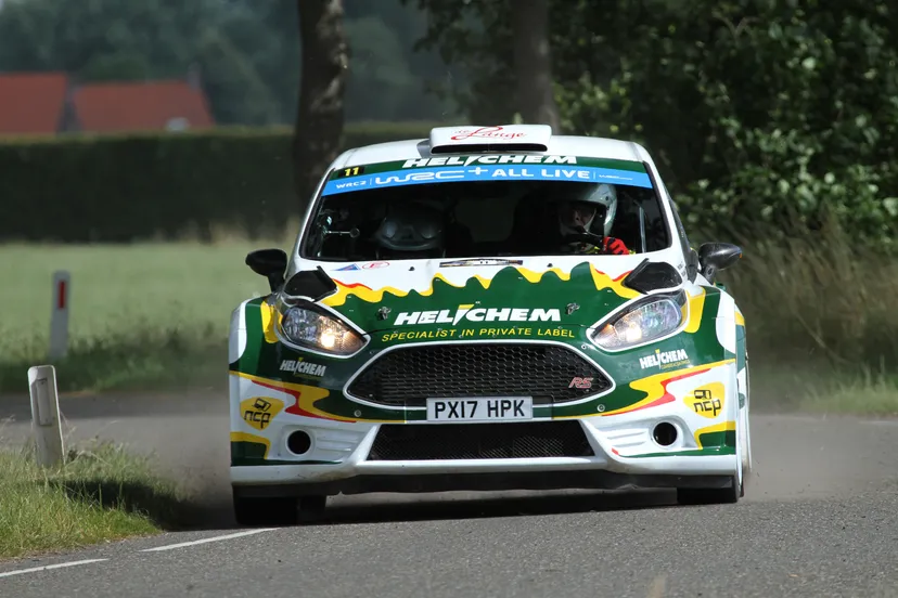 henk vossen in actie met de ford fiesta r5