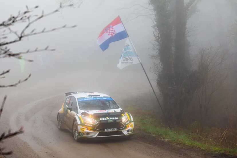 henk vossen onderweg in de kroatische mist