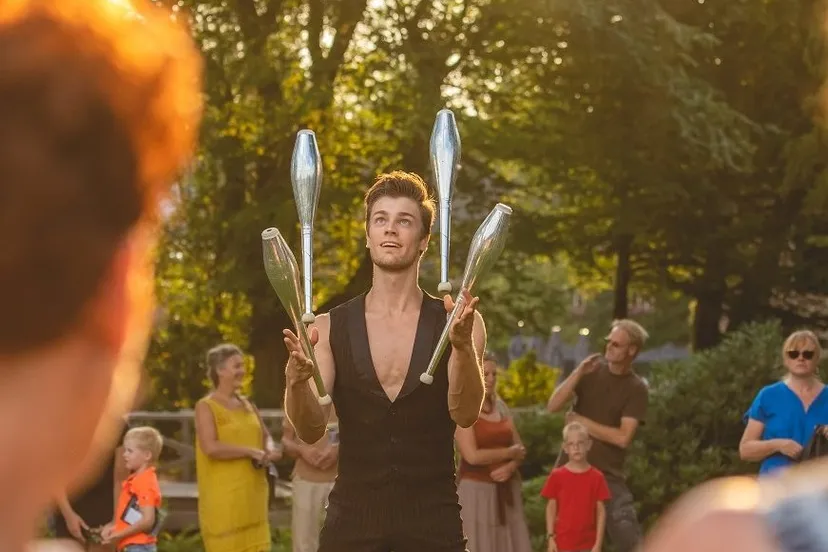 kasteeltuinenarcen evenement cirquedelalune 3 recht e1560370518148