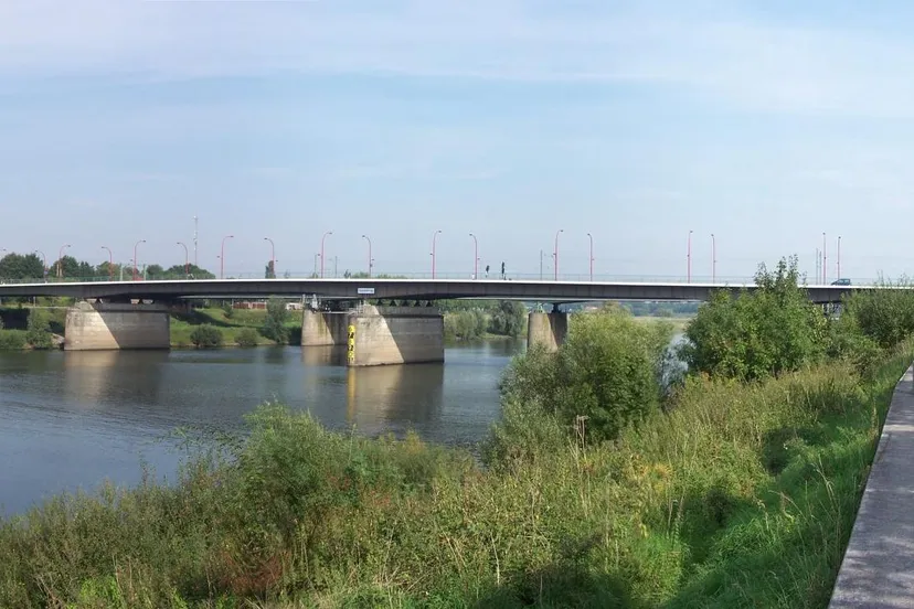 maasbrug