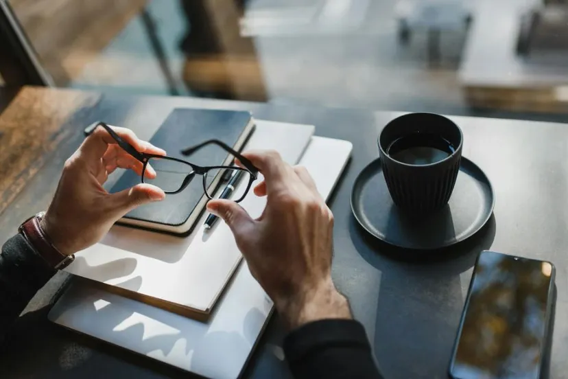 pexels bril zakelijk