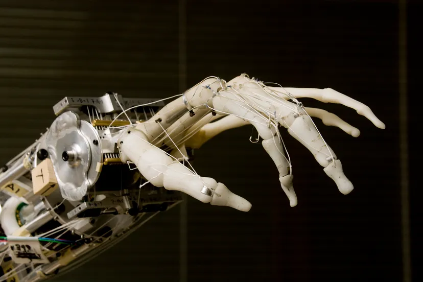 robot hand university of washington cc by 20
