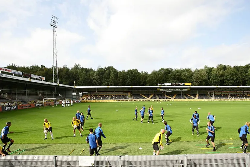 vvv venlo voetbal training stadion de koel hq foto wiki commons tsutomu takasu