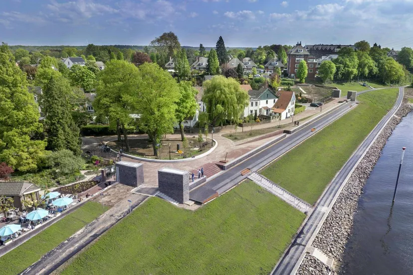 zelfsluitende waterkering steyl eindresultaat