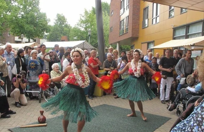 dansgroep bij pasar rumah kita