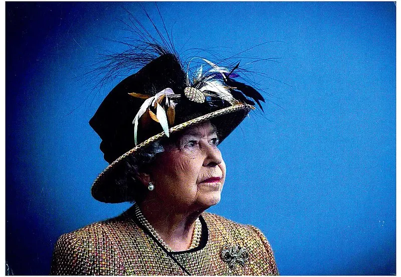 elizabeth ii portrait 2012