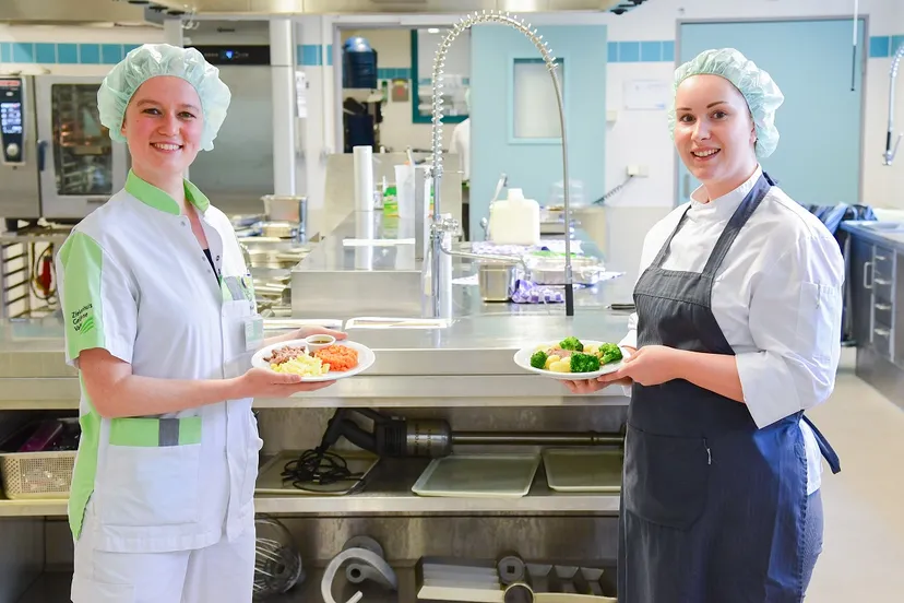 logopedist erika smit met dieetkok mandy heijnekamp