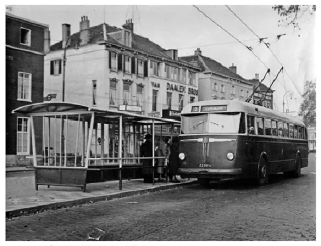 trolleybus