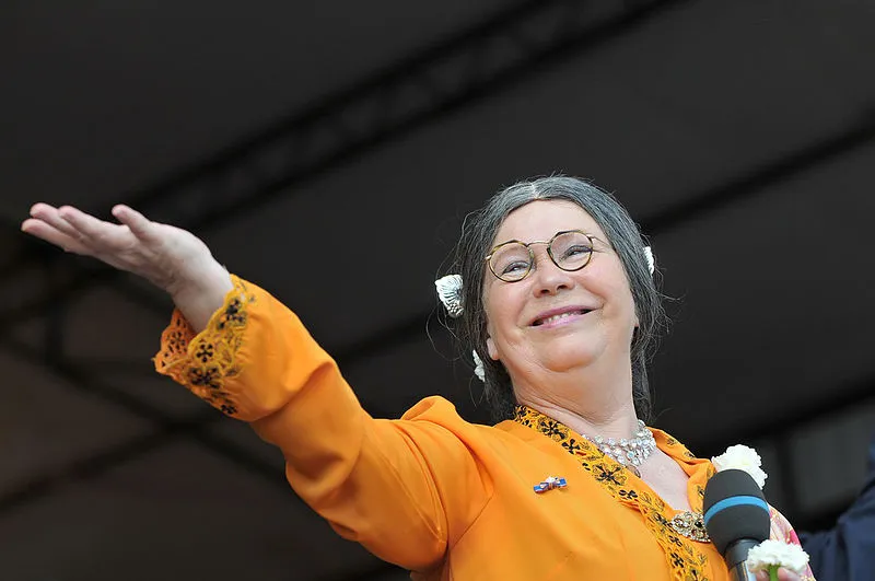 wieteke van dort den haag veteranendag 2009 by facemepls