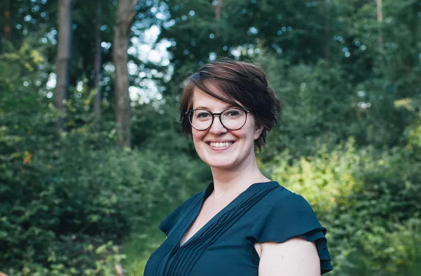 eveline vink jun21 portret in het bos klein