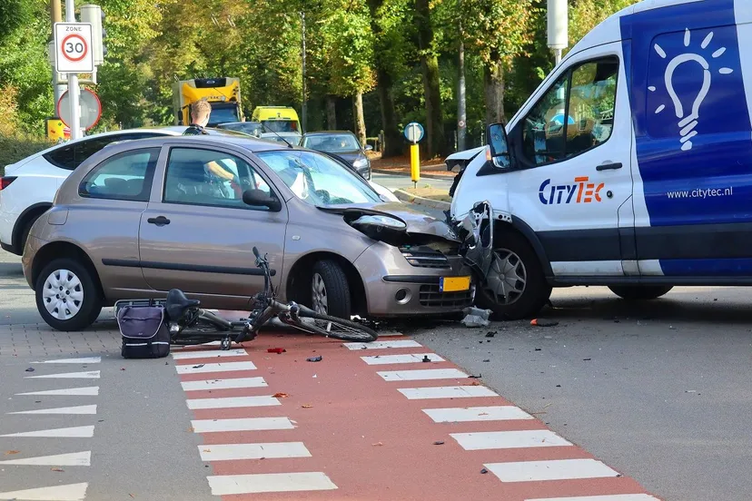 10 10 aanrijding oosterbeek