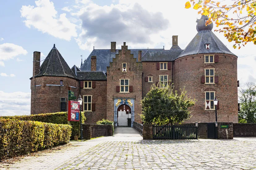 Afbeelding 2. Kasteel Ammersoyen - Foto Kim Kok