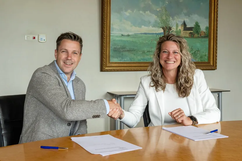 Ondertekening Gem.Renkum-Valkenburcht