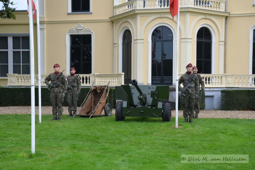 20-09 Overdracht 6-pounder (19)