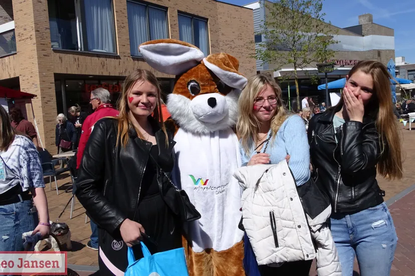 16 04 2022 paashaas winkelcentrum dieren 0