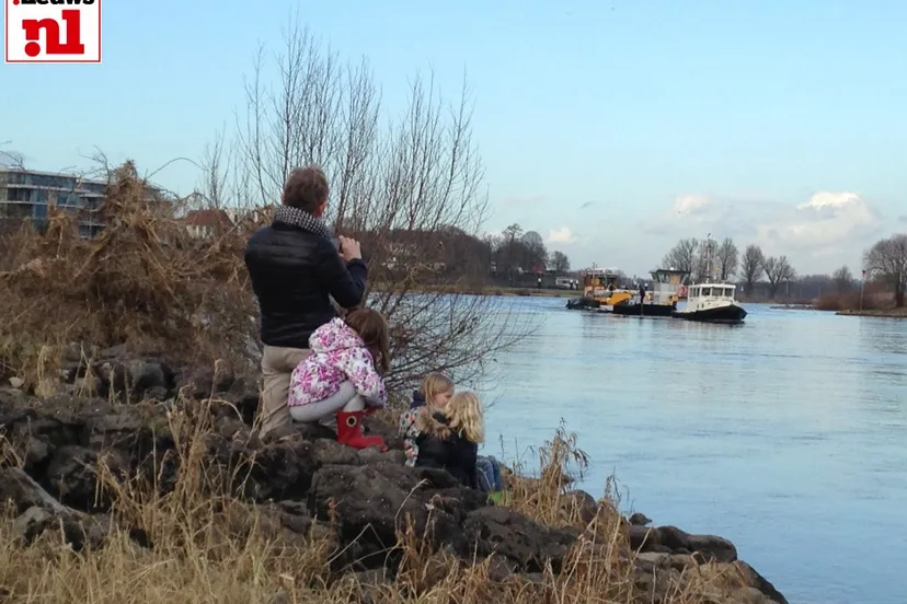 2015 02 23 dieren aankomst nieuwe veerpont001