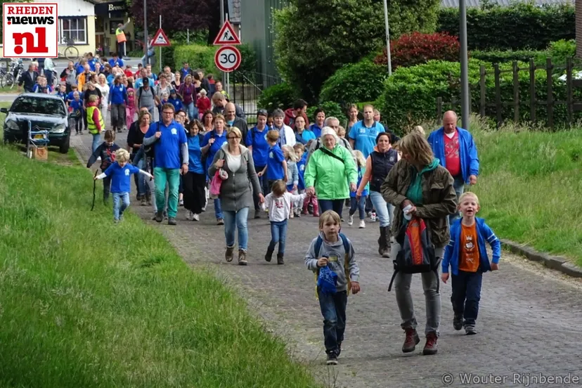 2015 06 16 avond4daagse rheden 023