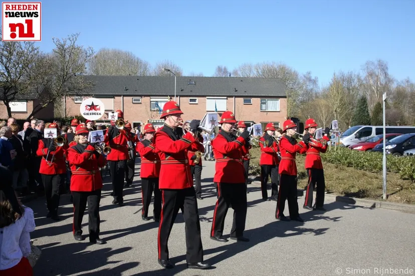 2015 08 03 halfvasten optocht angerlo 2015 001