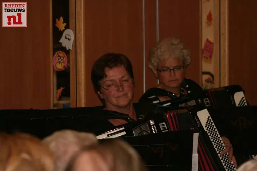 2015 10 10 concert velpse accordeon vereniging in buurthuis de poort 003